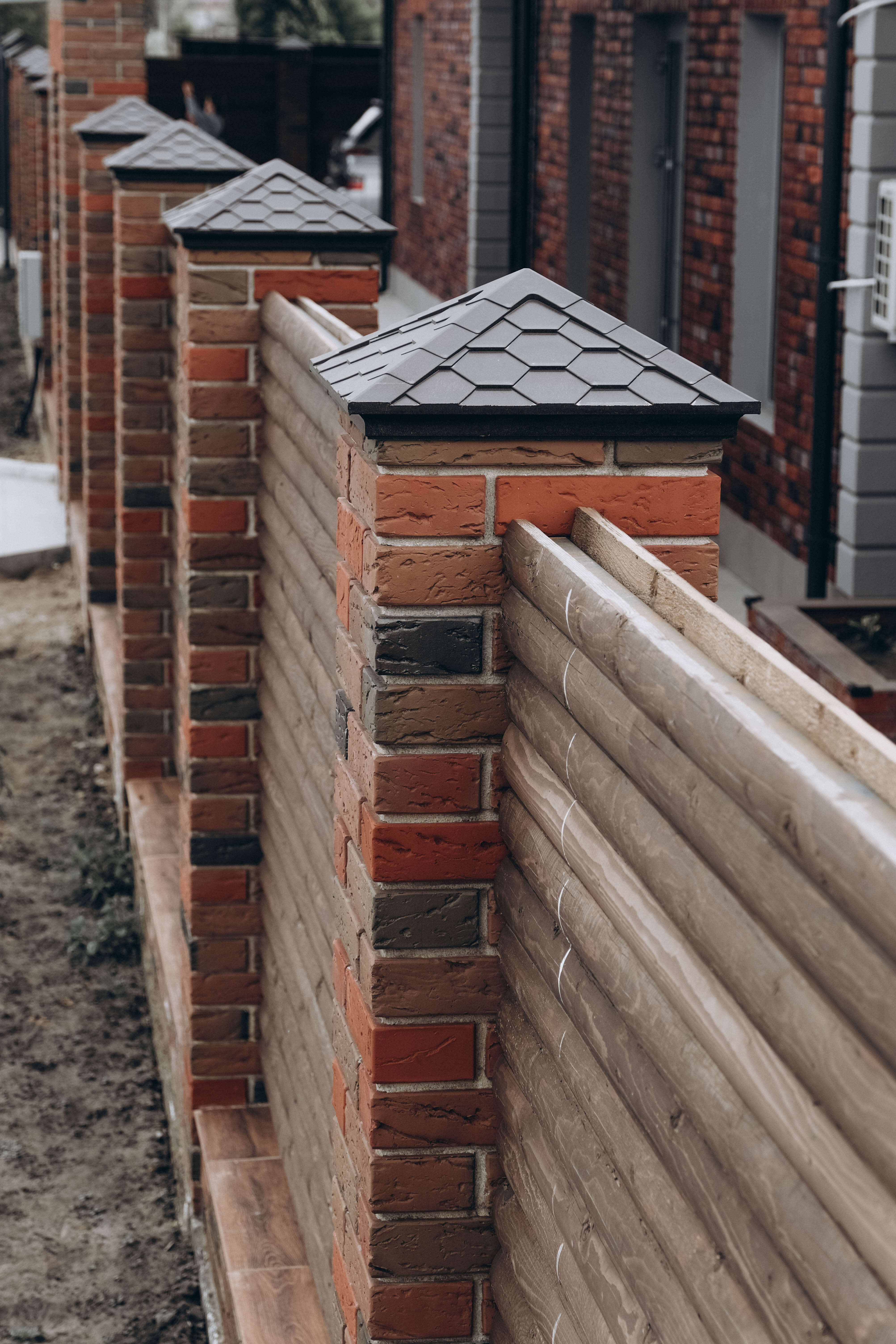 Колпак Zking Эверест Коричневый на столб 1.5х1.5 кирпича (390х390мм) в Дербенте фото